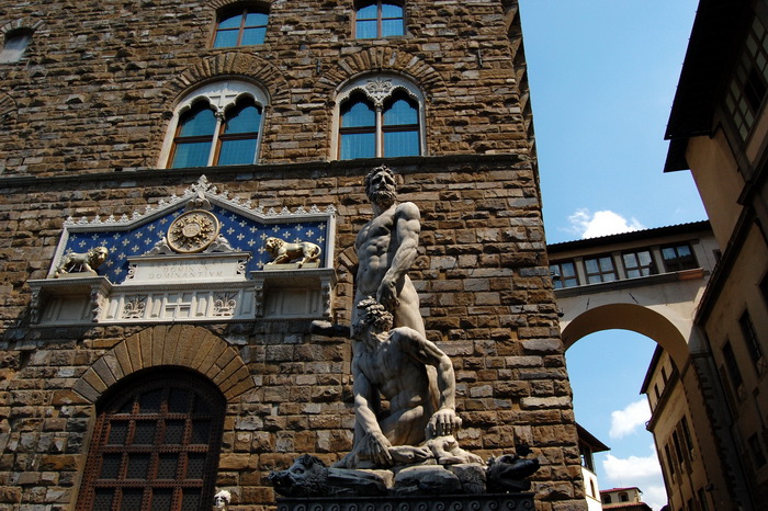 Hercules and Cacus by Bandinelli, Piazza della Signoria, Florence